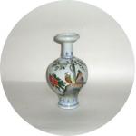 【粉彩花鳥瓶】洪憲年製款花鳥花瓶，早期收藏…